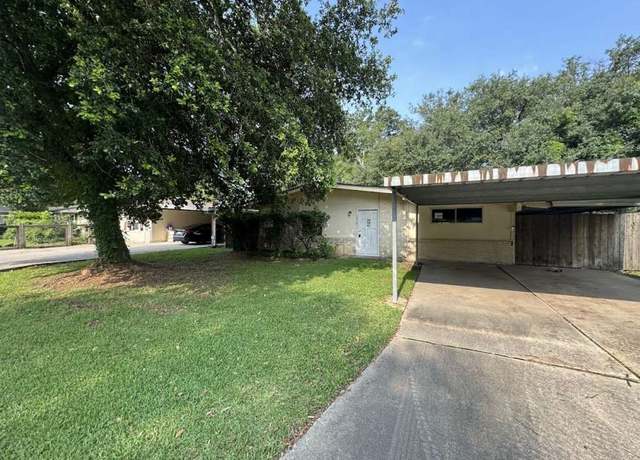 Property at 270 Triangle Dr, Vidor, TX 77662, 3 beds, 2 baths