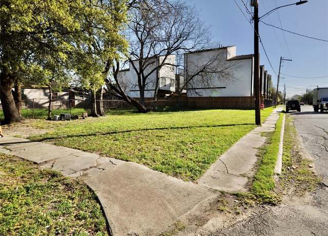 Property at 1302 Sydnor St, Houston, TX 77020