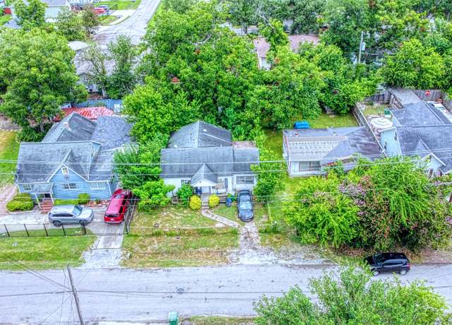 Property at 4305 Castor St, Houston, TX 77022, 3 beds, 1 bath