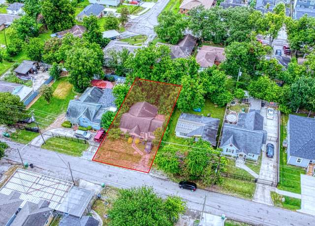Property at 4305 Castor St, Houston, TX 77022, 3 beds, 1 bath