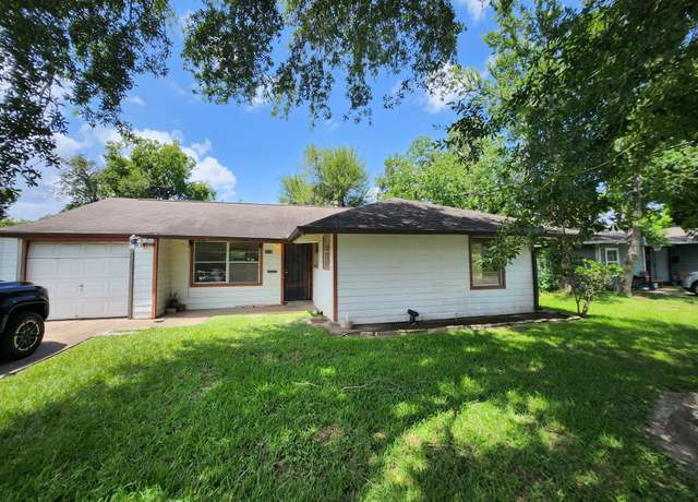 Property at 5535 Flamingo Dr, Houston, TX 77033, 3 beds, 1.5 baths