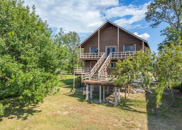 Property at 20215 Rio Villa Dr, Houston, TX 77049, 3 beds, 2.5 baths