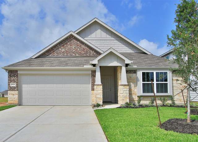 Property at 11826 Stratosphere St, Conroe, TX 77303, 4 beds, 2 baths