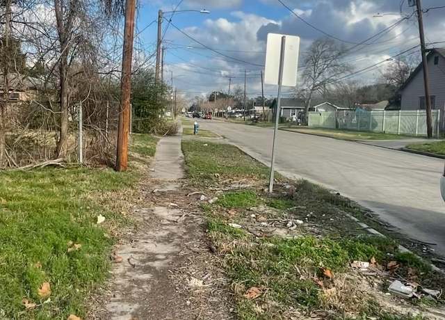 Property at 5013 Pardee St, Houston, TX 77026