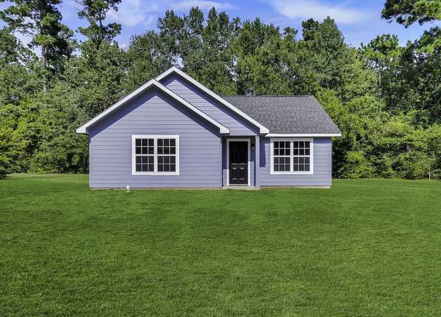 Property at 131 Pawnee, Onalaska, TX 77360, 3 beds, 2 baths