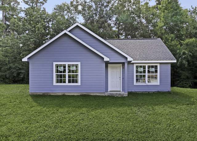 Property at 131 Pawnee, Onalaska, TX 77360, 3 beds, 2 baths