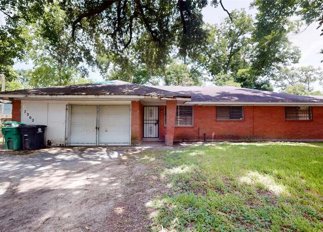 Property at 7302 Sandra St, Houston, TX 77028, 3 beds, 1.5 baths