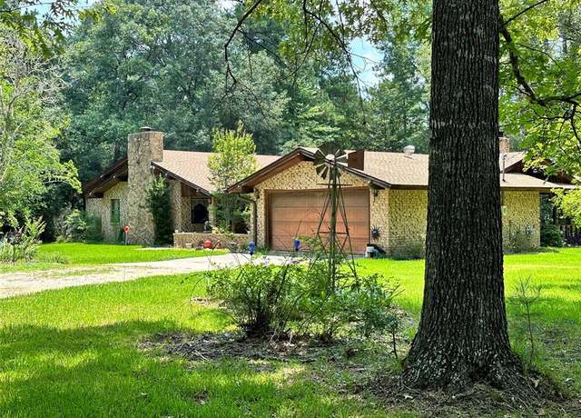 Property at 222 County Road 3085, Colmesneil, TX 75938, 3 beds, 2.5 baths