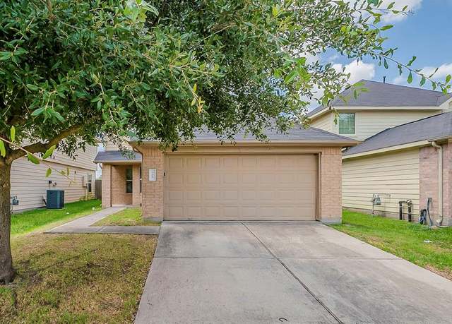 Property at 722 Horseshoe Springs Ln, Houston, TX 77090, 3 beds, 2.5 baths