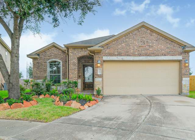 Property at 10 Supiro Ct, Manvel, TX 77578, 3 beds, 2 baths