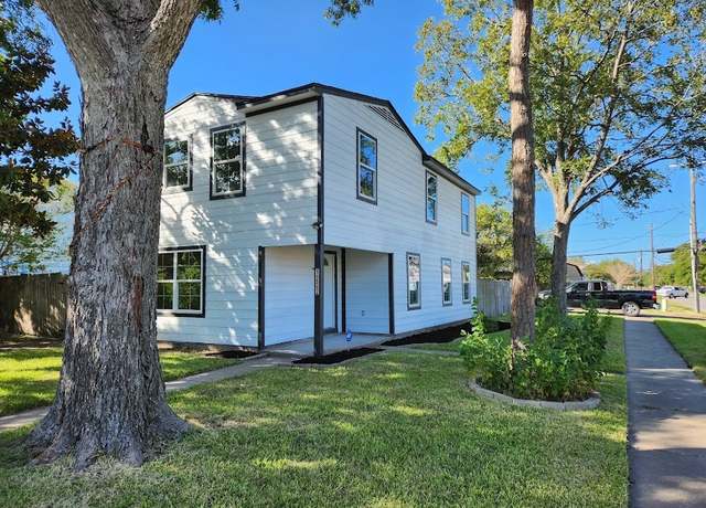 Property at 1202 3rd Ave N, Texas City, TX 77590, 4 beds, 2 baths