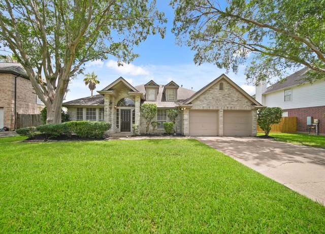 Property at 1903 San Joaquin Pkwy, Friendswood, TX 77546, 4 beds, 2 baths