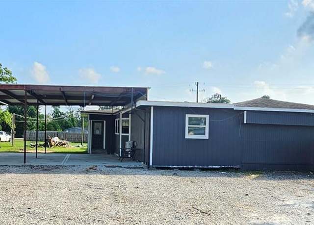 Property at 19207 Fm 2100 Rd, Crosby, TX 77532, 3 beds, 3.5 baths