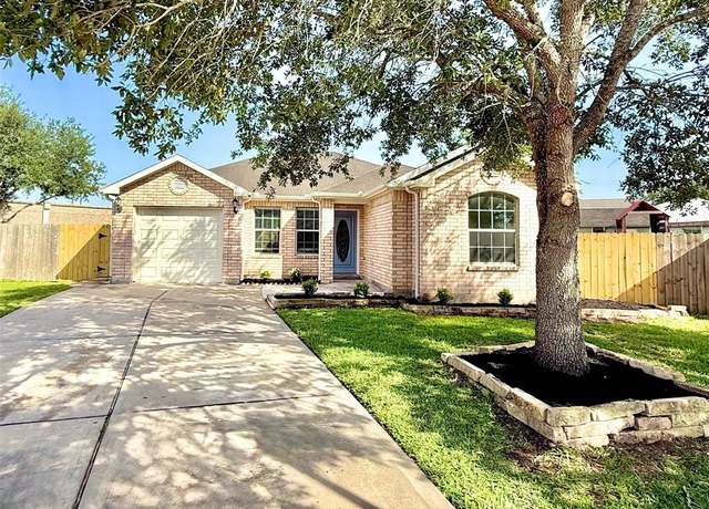 Property at 5519 Rios Sabinas St, Rosharon, TX 77583, 5 beds, 3 baths