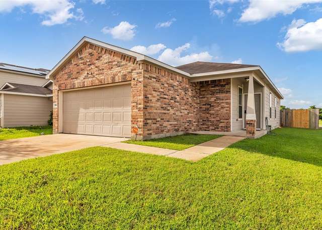 Property at 1702 Ramsay Way, Houston, TX 77051, 3 beds, 2 baths