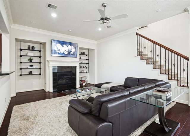 Property at 3031 Royal Oaks Grv, Houston, TX 77082, 3 beds, 2.5 baths