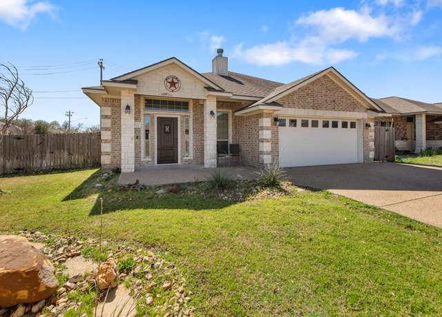 Property at 3822 Dove Hollow Ln, College Station, TX 77845, 4 beds, 3 baths