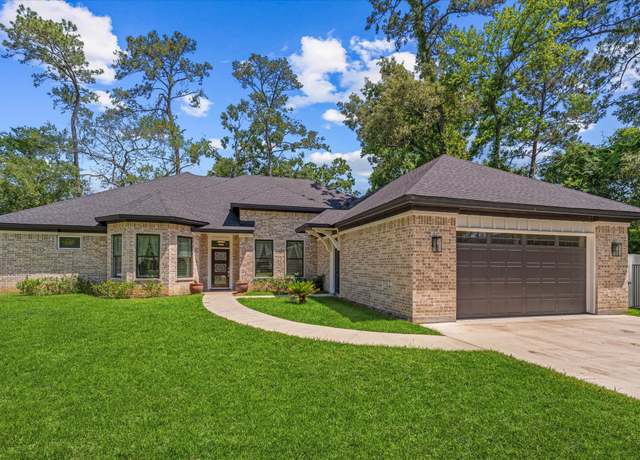 Property at 1314 Briar Cliff St, Conroe, TX 77385, 3 beds, 2.5 baths
