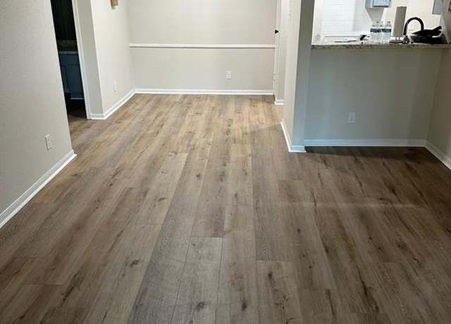 Property at 2120 El Paseo St #2419, Houston, TX 77054, 1 bed, 1 bath