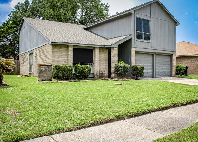 Property at 11335 Chelsea Walk Dr, Houston, TX 77066, 3 beds, 2.5 baths