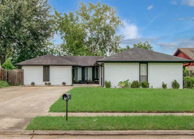 Property at 1327 Fallbrook Dr, Houston, TX 77038, 4 beds, 2 baths