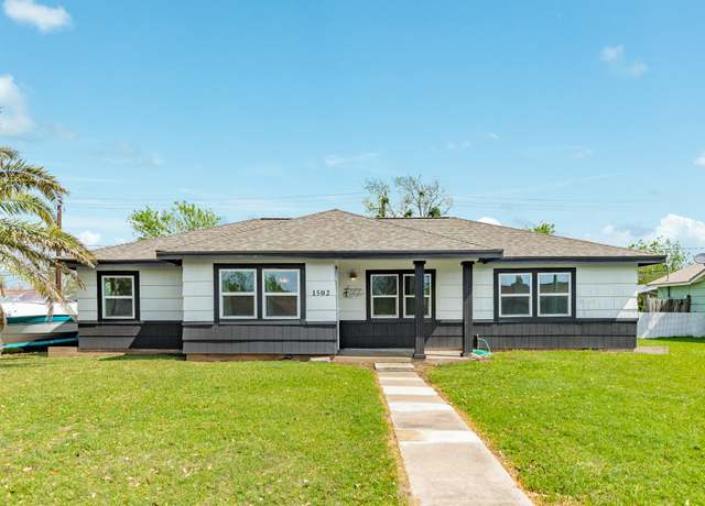 Property at 1502 W 9th St, Freeport, TX 77541, 4 beds, 2 baths