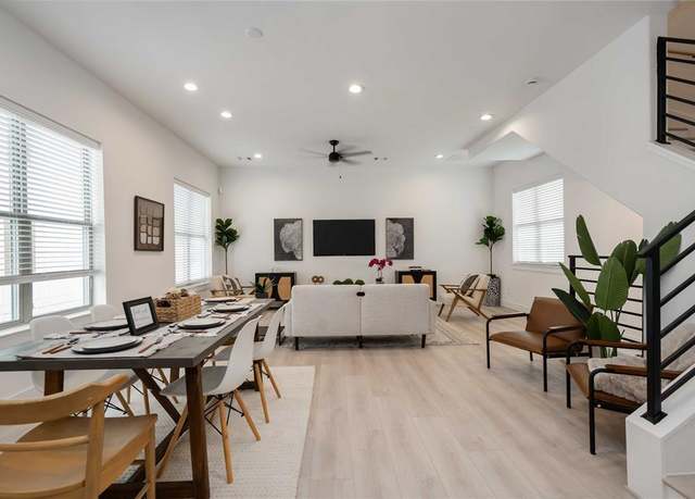 Property at 2520 Live Oak St, Houston, TX 77004, 3 beds, 3.5 baths