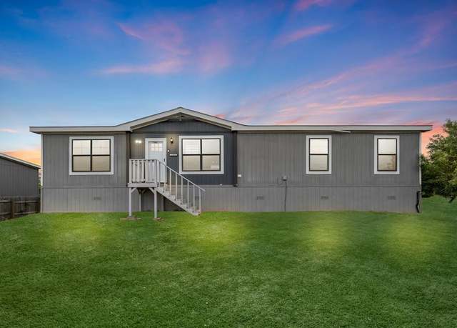 Property at 12424 Annette Rd, Angleton, TX 77515, 3 beds, 2 baths