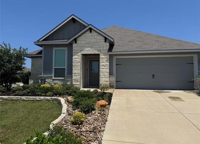 Property at 1116 Fannin St, Brenham, TX 77833, 3 beds, 2 baths
