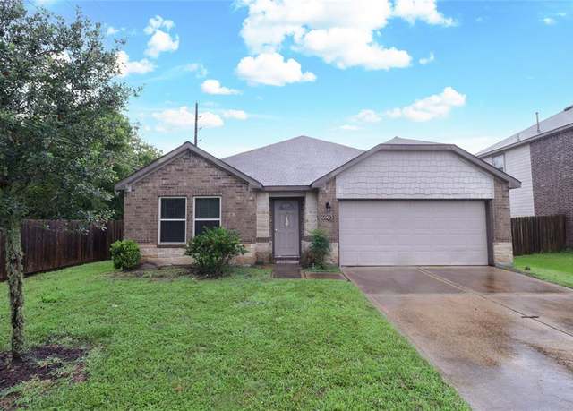 Property at 6903 Rosemont Ct, Rosharon, TX 77583, 3 beds, 2 baths