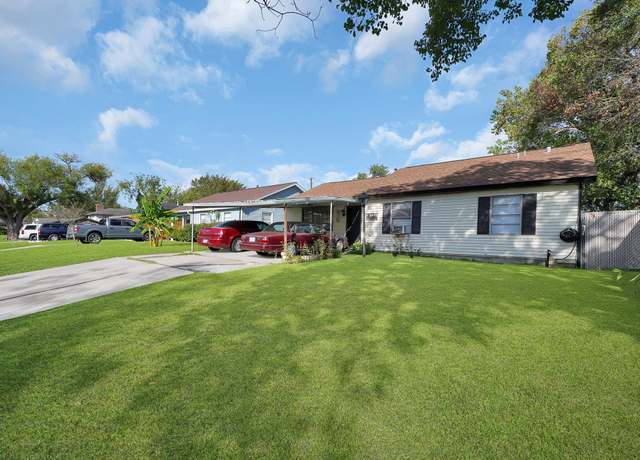 Property at 515 Bertloma St, Pasadena, TX 77502, 3 beds, 2 baths