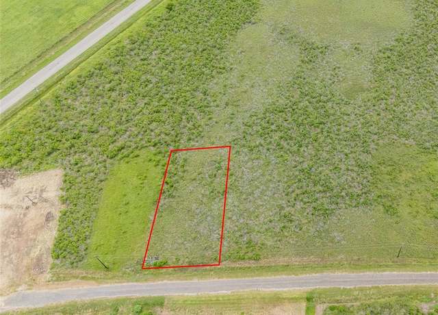 Property at 646 Bluewater St, Sargent, TX 77414
