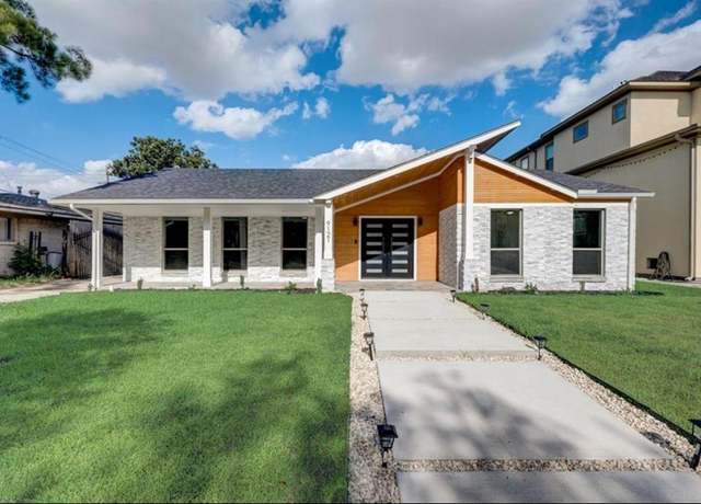 Property at 9121 Fordshire Dr, Houston, TX 77025, 3 beds, 2 baths