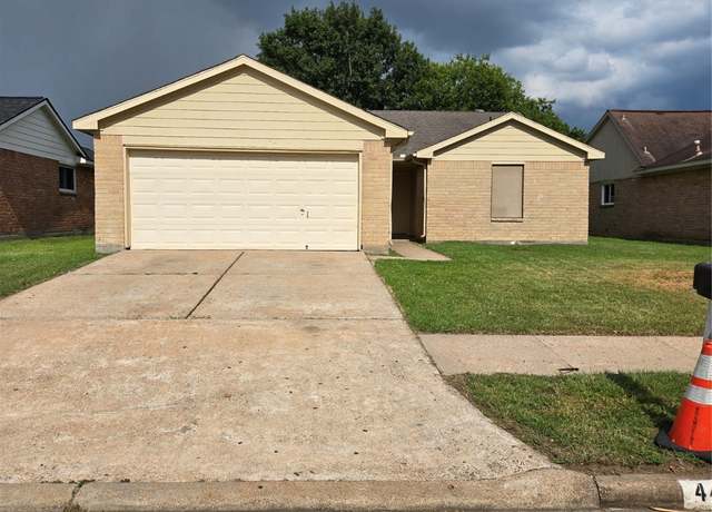 Property at 4422 Wee Lassie Ln, Houston, TX 77084, 3 beds, 2 baths