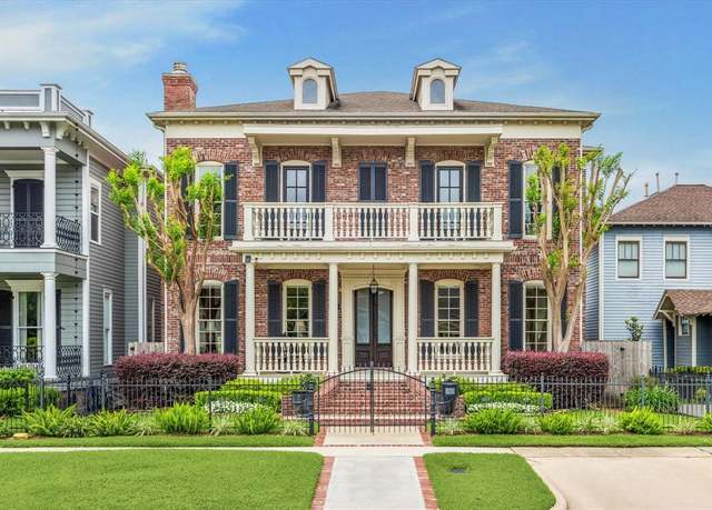 Property at 1639 Arlington St, Houston, TX 77008, 4 beds, 3.5 baths
