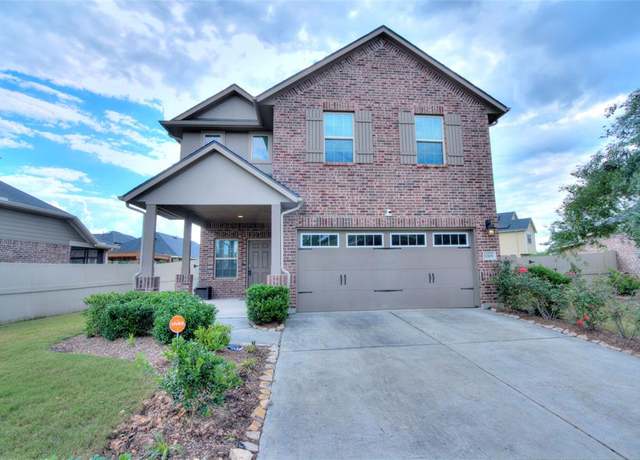 Property at 12106 Paseo Pl, Houston, TX 77047, 4 beds, 2.5 baths