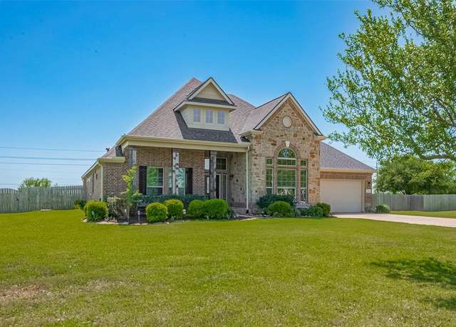 Property at 7502 Tejas Lakes Trl, Needville, TX 77461, 3 beds, 3 baths