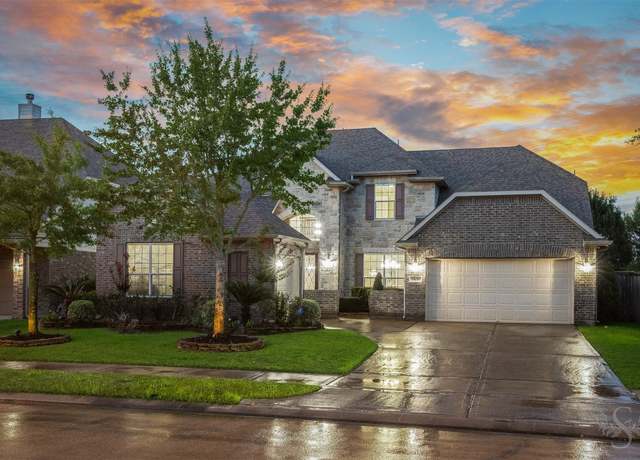 Property at 28030 Sugarside Glen Dr, Katy, TX 77494, 5 beds, 4 baths
