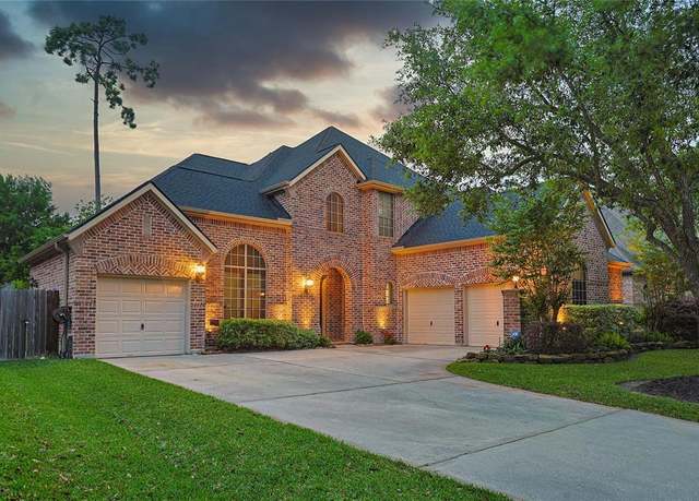 Property at 12203 Pinelands Park Ln, Humble, TX 77346, 5 beds, 4 baths