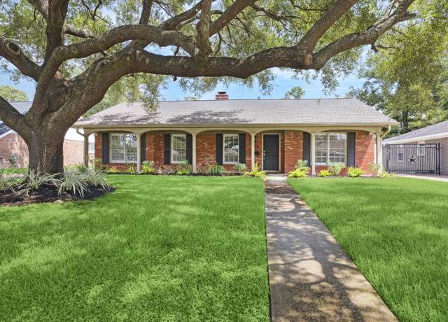 Property at 7210 Shavelson St, Houston, TX 77055, 3 beds, 2 baths