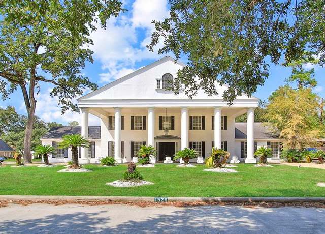 Property at 1526 Big Horn Dr, Houston, TX 77090, 5 beds, 3.5 baths