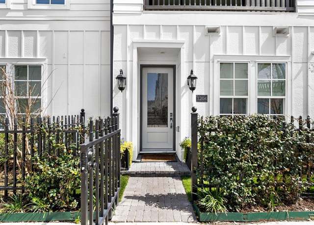 Property at 1204 Timbergrove Park, Houston, TX 77008, 3 beds, 3.5 baths
