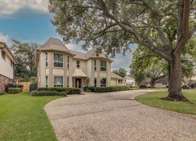 Property at 3002 Shadowdale Dr, Houston, TX 77043, 5 beds, 3.5 baths