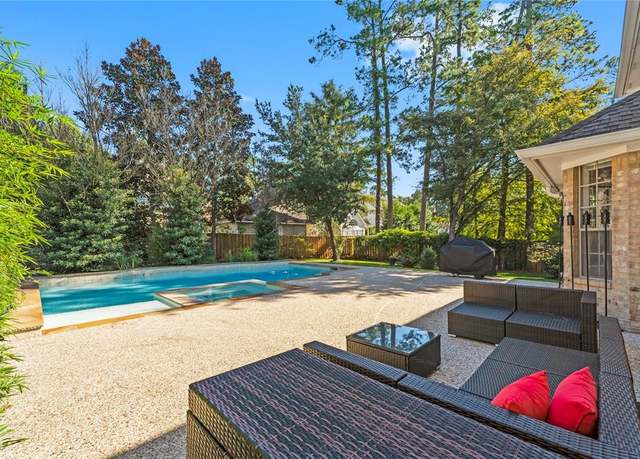 Property at 60 Wisteria Walk Cir, The Woodlands, TX 77381, 4 beds, 3.5 baths