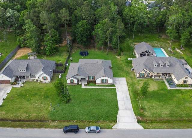 Property at 121 Road 662, Dayton, TX 77535, 3 beds, 2 baths
