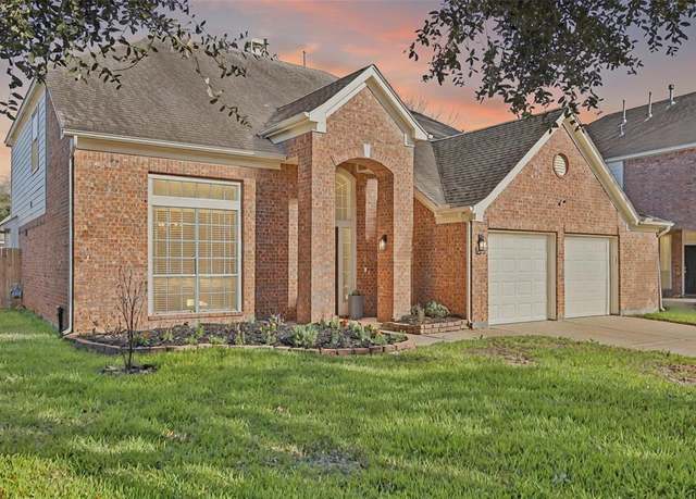 Property at 16210 Broken Timber Cir, Houston, TX 77095, 4 beds, 2.5 baths