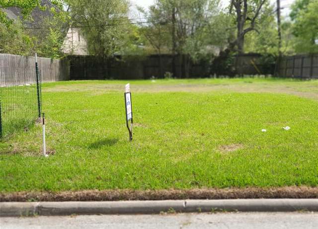 Property at 4629 Maple St, Bellaire, TX 77401