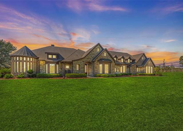 Property at 16372 Hw6, Navasota, TX 77868, 4 beds, 5 baths