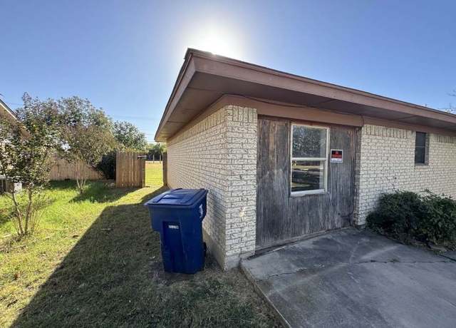 Property at 4322 Brookdale Dr, Brownwood, TX 76801, 3 beds, 1 bath