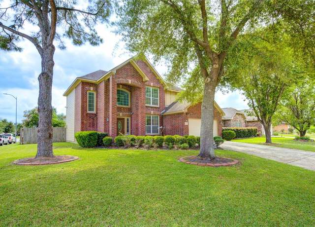 Property at 12430 Heritage Grove Dr, Houston, TX 77066, 4 beds, 2.5 baths